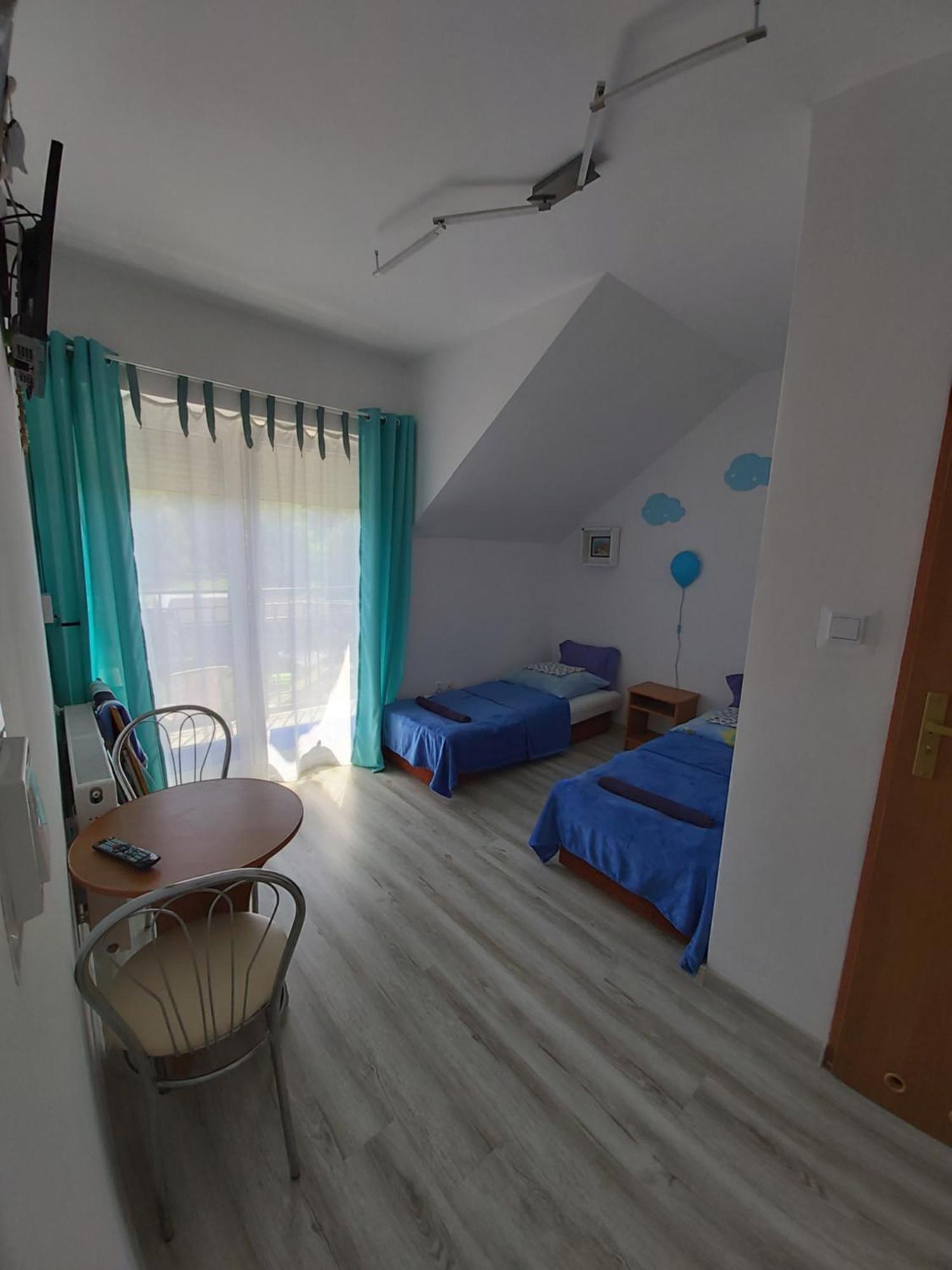 Uuli Apartment จวีร์ซีโน ภายนอก รูปภาพ
